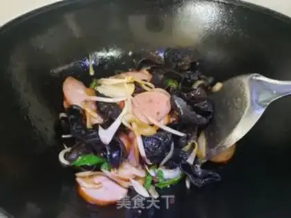Make Onion fried intestines step 5