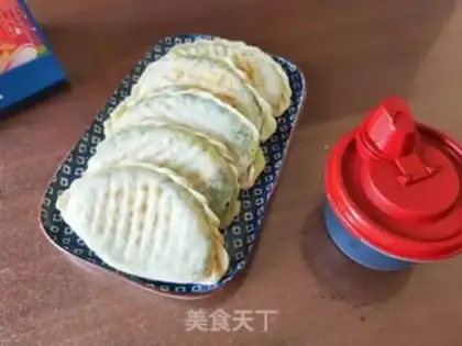 Make An egg box of celery step 13