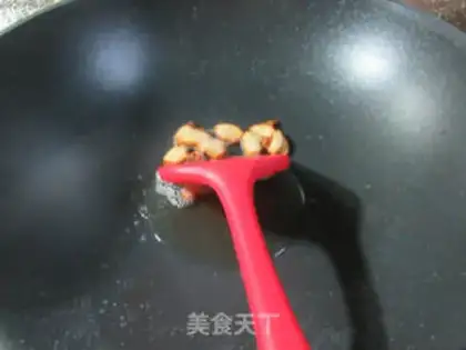 Make Scrambled pork step 2