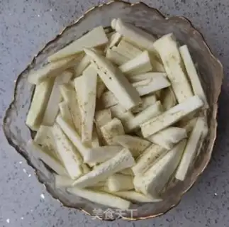 Make Potato horns step 1