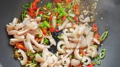 Make Spicy pig skin step 12
