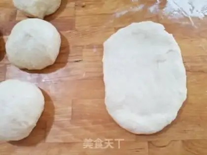 Make Onion pine toast step 4