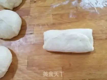Make Onion pine toast step 5