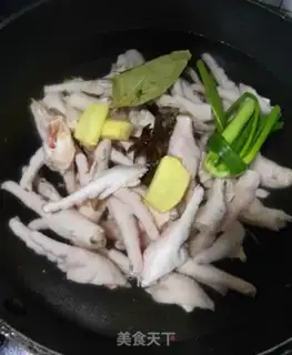 Make Lemon chicken claws step 1