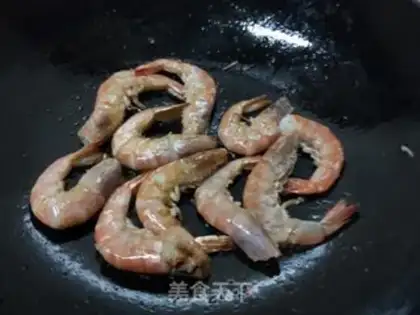 Make Chili cucumber and crayfish step 6