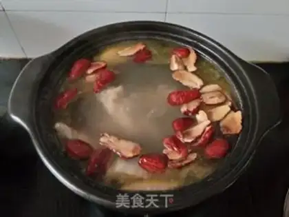 Make Red-tree chicken soup step 3