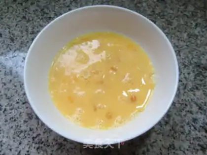 Make Green pepper and white fried eggs step 3