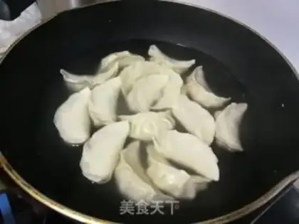Make cucumber egg dumplings step 9