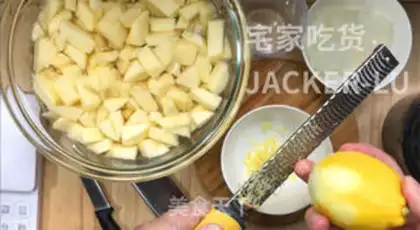 Make Apple sauce step 1