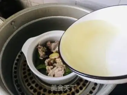 Make The rooster of bitter melons step 4