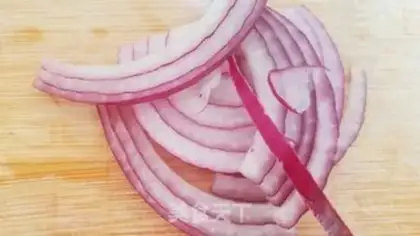 Make Fast-food noodles step 2