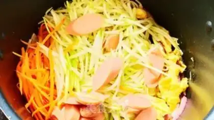 Make Fast-food noodles step 10