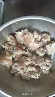 Make Pig hoof soup step 0