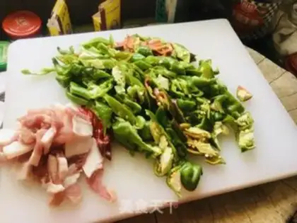 Make Chili fried meat step 0