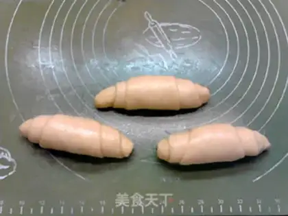 Make Buttered onion cheese and ham rolls step 16