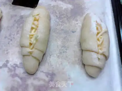 Make Buttered onion cheese and ham rolls step 18