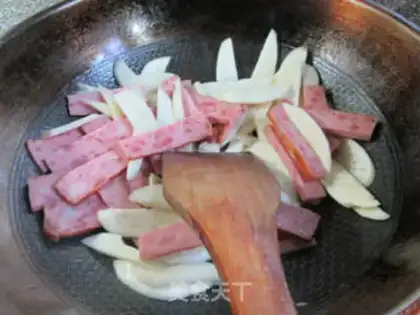 Make White and roasted ham step 7