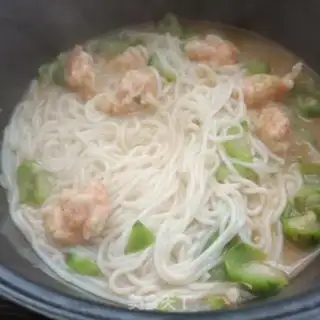 Make Shrimp smelt soup step 6