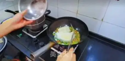 Make Shrimp rice step 19