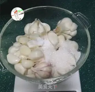 Make Pickles and garlic step 2