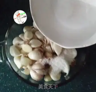 Make Pickles and garlic step 4