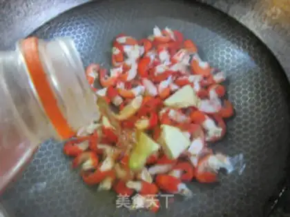 Make Scrawny lobster tail step 1