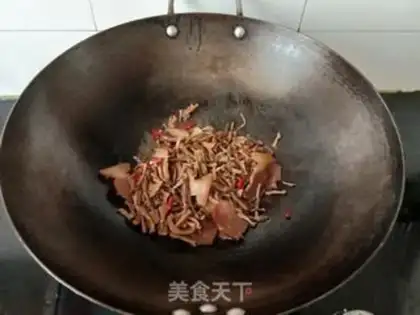 Make Powder meat buns step 10