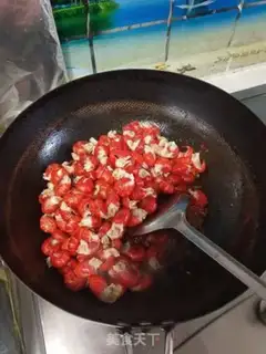 Make Garlic spicy lobster tail step 5