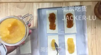 Make Pie and jam pie step 1