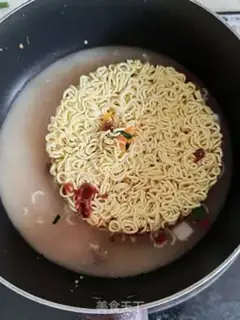 Make cucumber noodles step 0