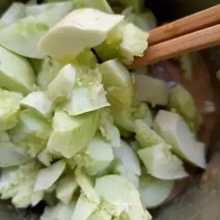 Make A jaguer with white cucumber step 10
