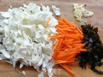 Make Vegetable fried step 1