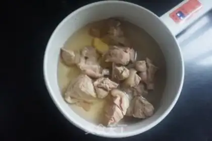 Make Tomato meds, mushroom hoove soup step 3