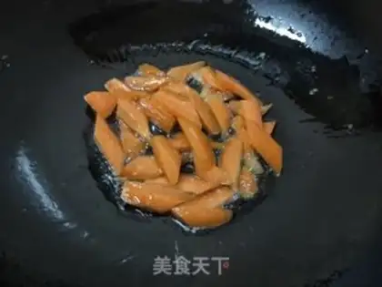 Make Carrot eggs fried onions step 4