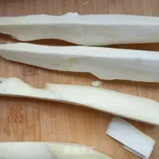 Make Five sausages made white step 1