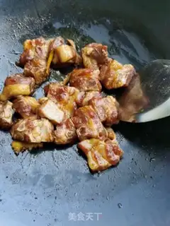 Make Soybeans evaporated ribs step 1