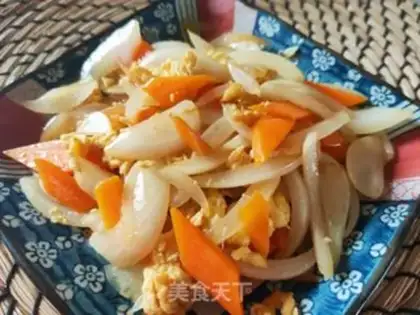 Make Carrot eggs fried onions step 11