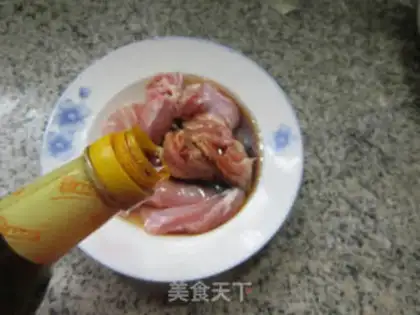 Make Onion tofu, fried chicken leg step 4