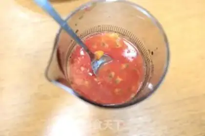 Make Tomato pastries, honey popsicle step 4