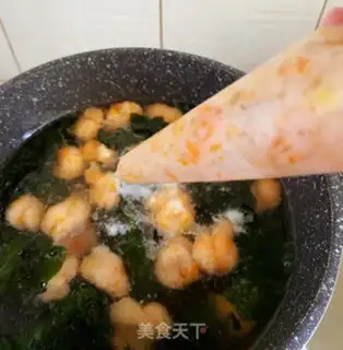 Make Shrimpball soup step 4