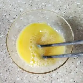 Make Yellow eggs step 4
