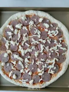 Make Black pepper sausage pizza step 7