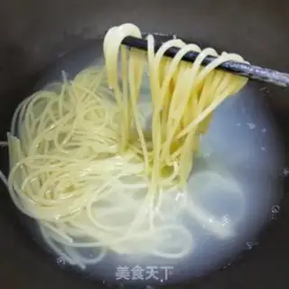 Make Black pepper steak noodles step 2