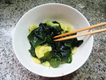 Make Clothes and cucumbers step 9