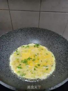 Make Silverfish fried eggs step 4