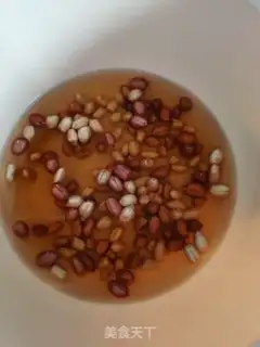 Make "Red-tree peanut milk." step 0
