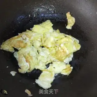 Make Pepper fried eggs step 5