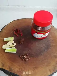 Make Hot pig hoof step 0