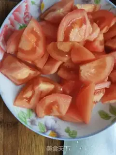 Make Tomato fried eggs step 0