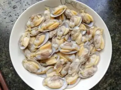 Make Squeeze the clams step 5